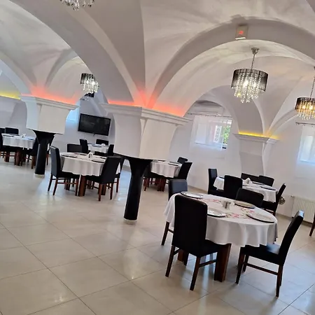 Trzy Stawy ベッド・アンド・ブレックファスト